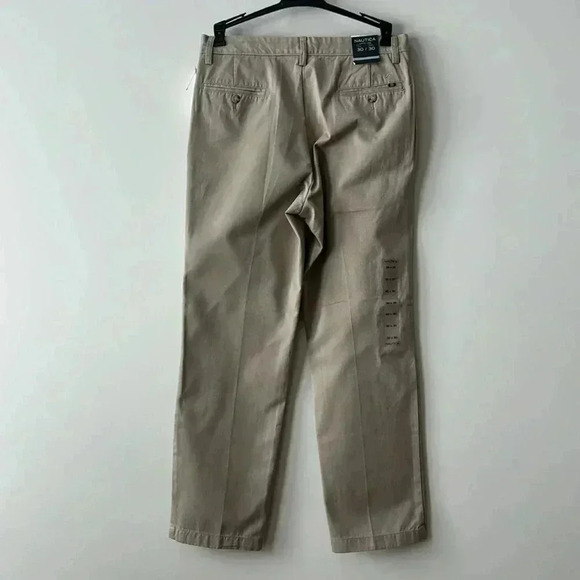 Nautica Men's Classic Fit Twill Men's Trousers Size 30x30 - Picture 10 of 16